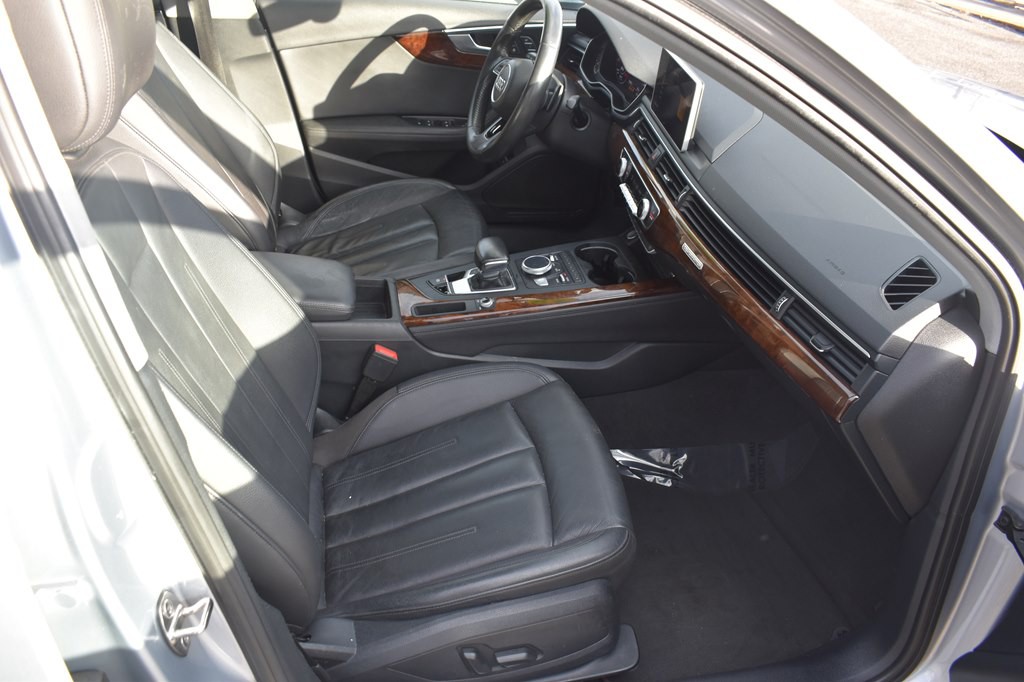 2019 Audi A4 Image 19