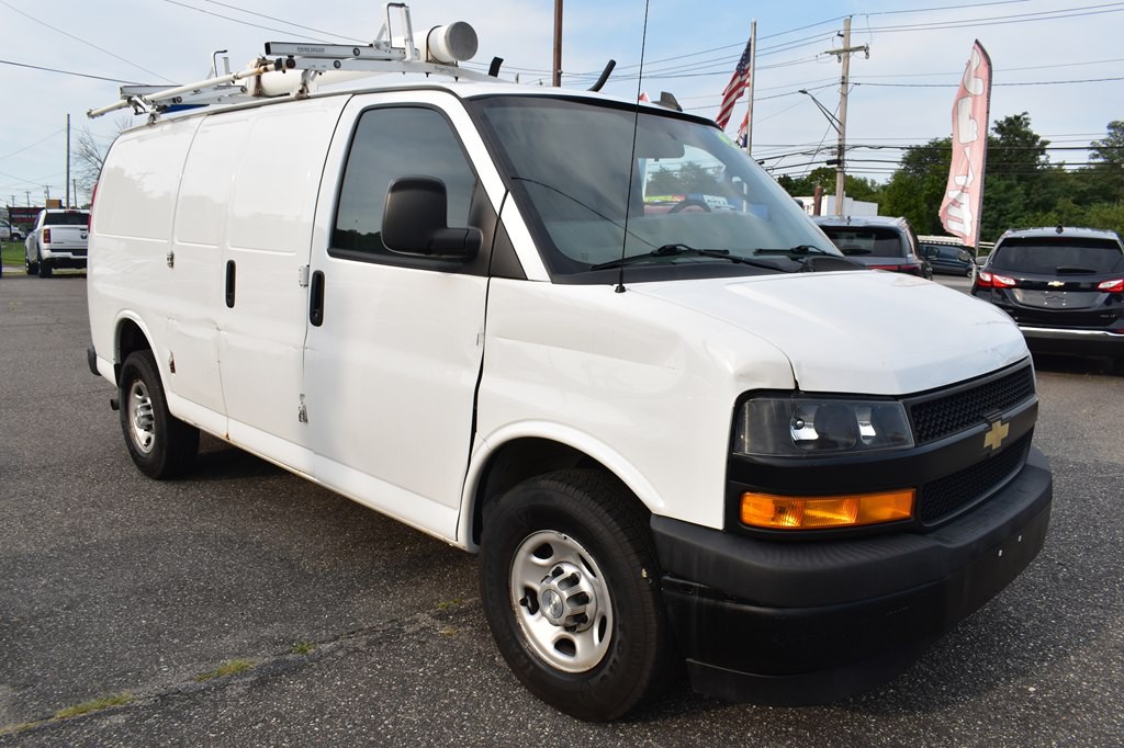 2020 Chevrolet Express Image 2