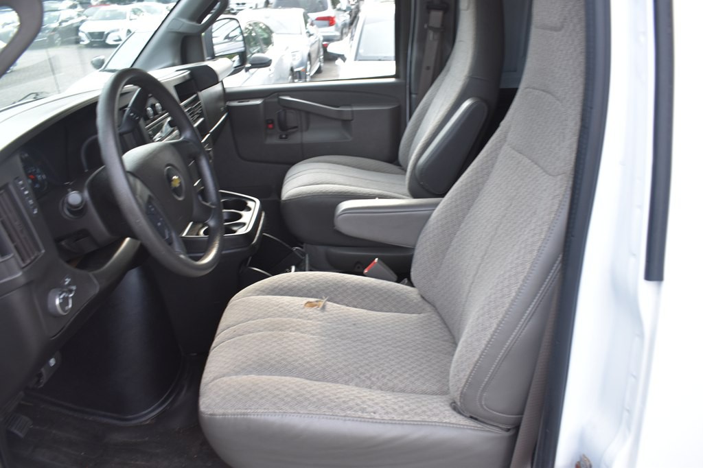 2020 Chevrolet Express Image 8