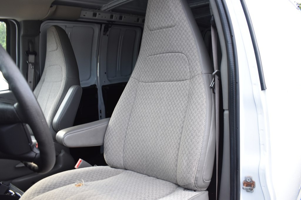 2020 Chevrolet Express Image 9