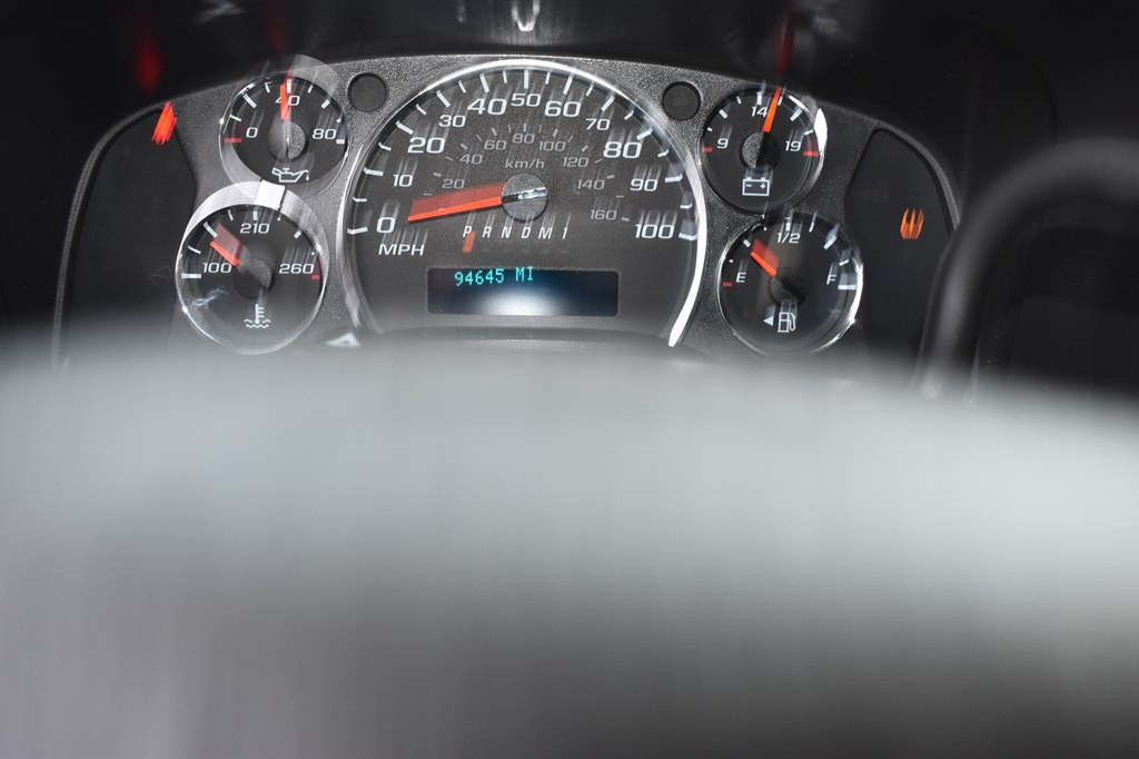 2020 Chevrolet Express Image 12