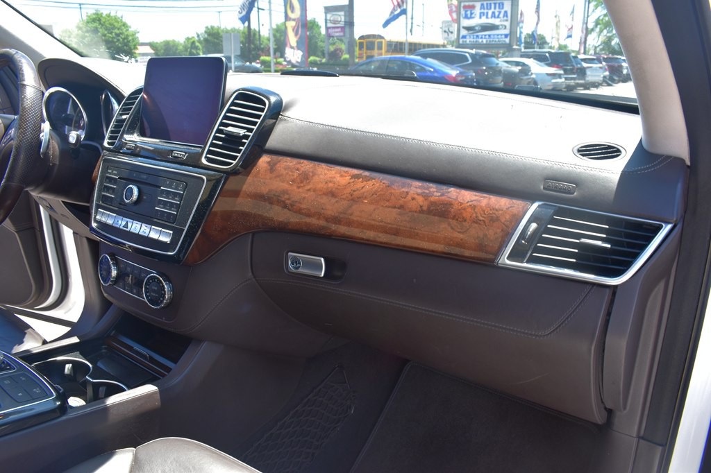 2018 Mercedes-Benz GLS-Class Image 15