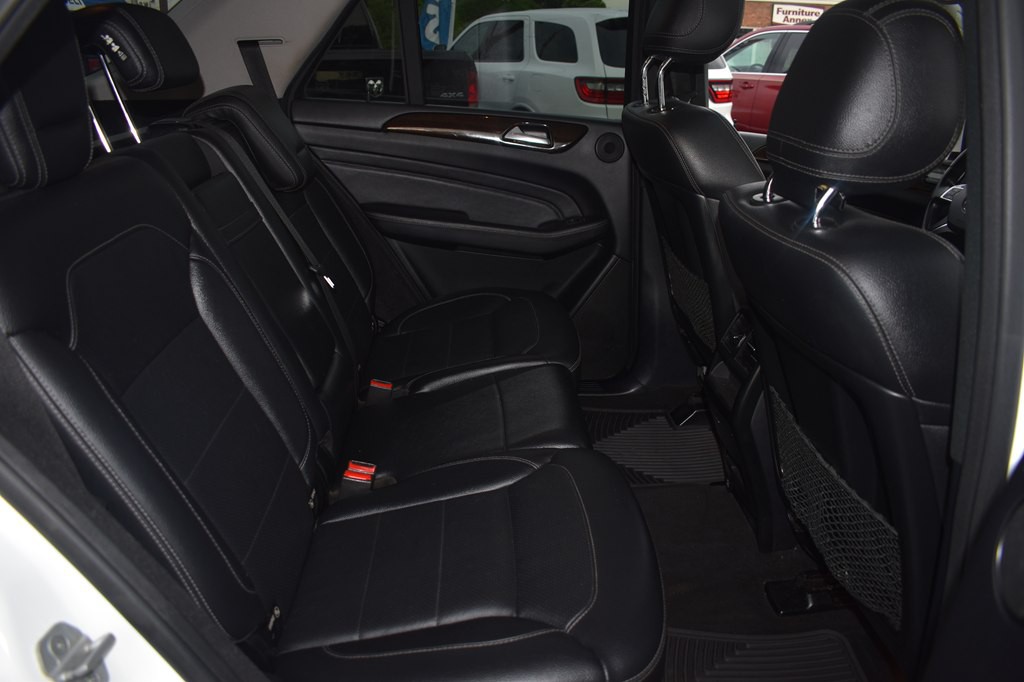 2015 Mercedes-Benz M-Class Image 18