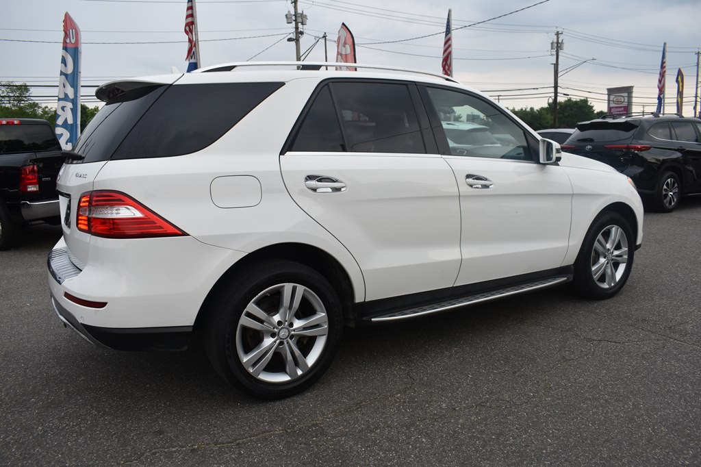2015 Mercedes-Benz M-Class Image 5