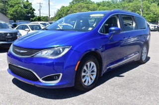 Image for 2018 Chrysler Pacifica Touring L ID: 7468508
