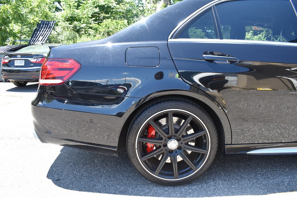 2015 Mercedes-Benz E-Class Image 9