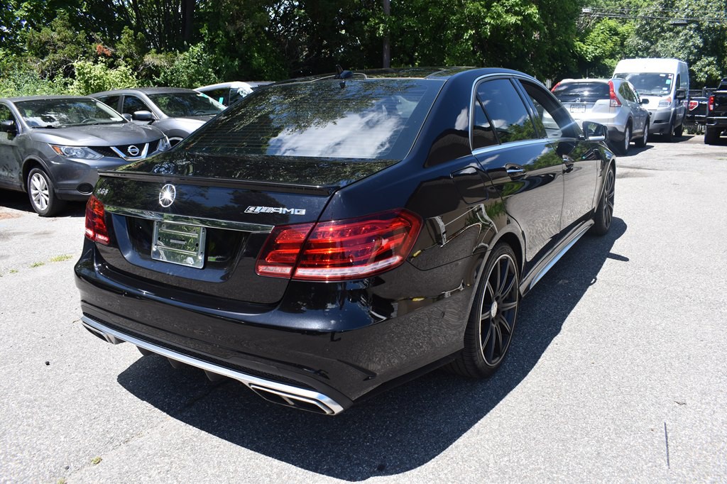 2015 Mercedes-Benz E-Class Image 11