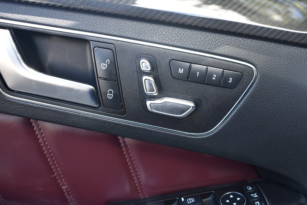 2015 Mercedes-Benz E-Class Image 35