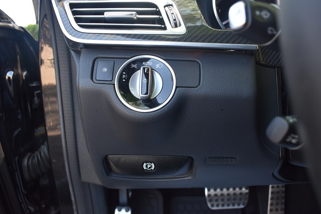 2015 Mercedes-Benz E-Class Image 37