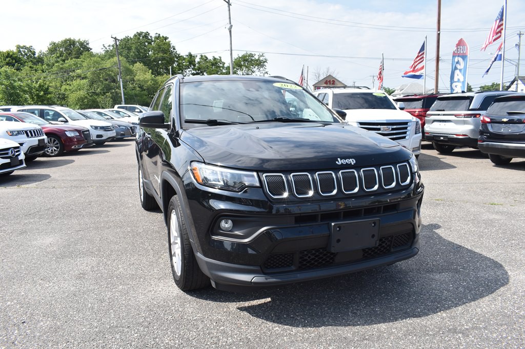 2022 Jeep Compass Image 1