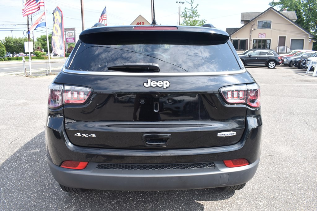 2022 Jeep Compass Image 5