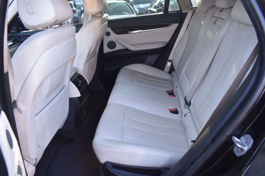2016 BMW X6 Image 10