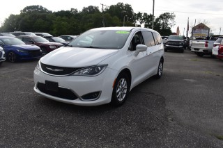 Image for 2020 Chrysler Pacifica Touring ID: 7592059