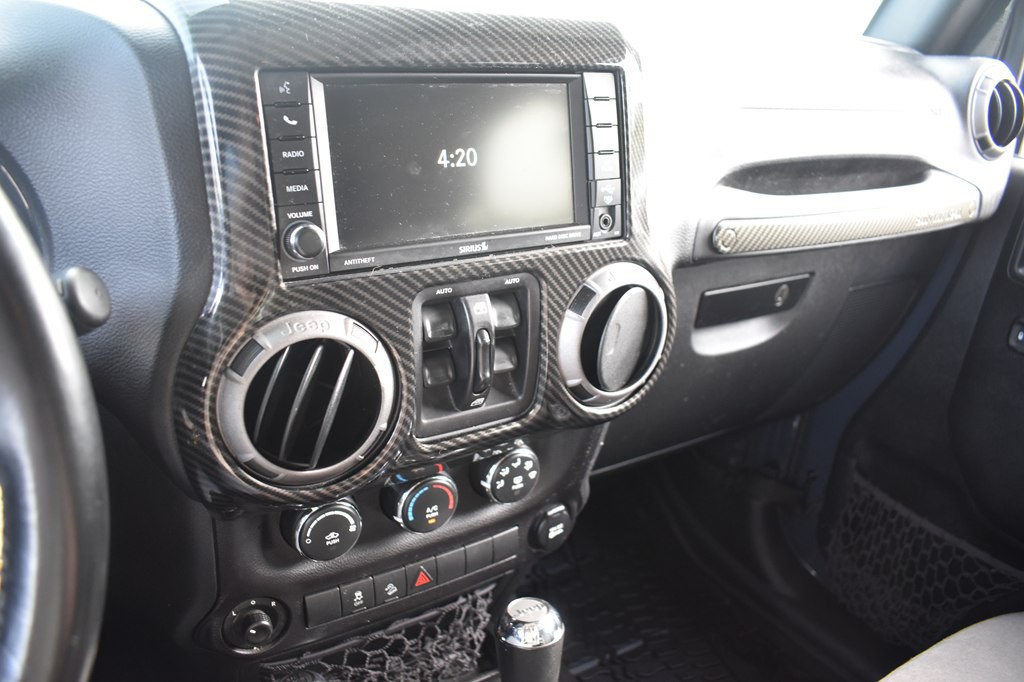 2017 Jeep Wrangler Unlimited Image 15