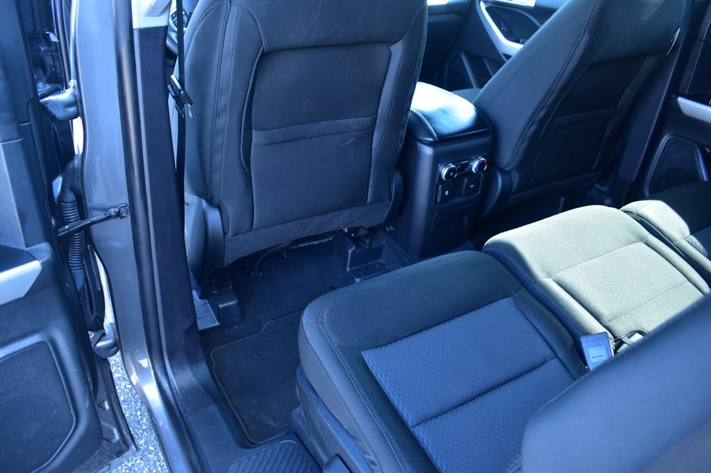 2022 Ford Explorer Image 9