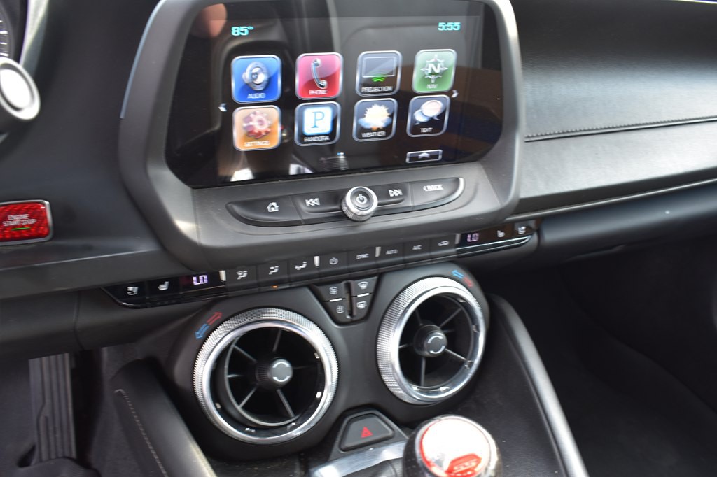 2016 Chevrolet Camaro Image 12