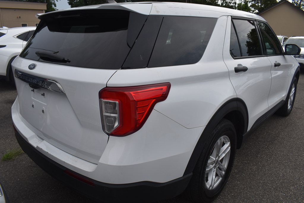 2023 Ford Explorer Image 4