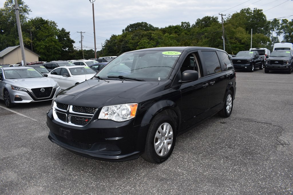 2019 Dodge Grand Caravan Image 1