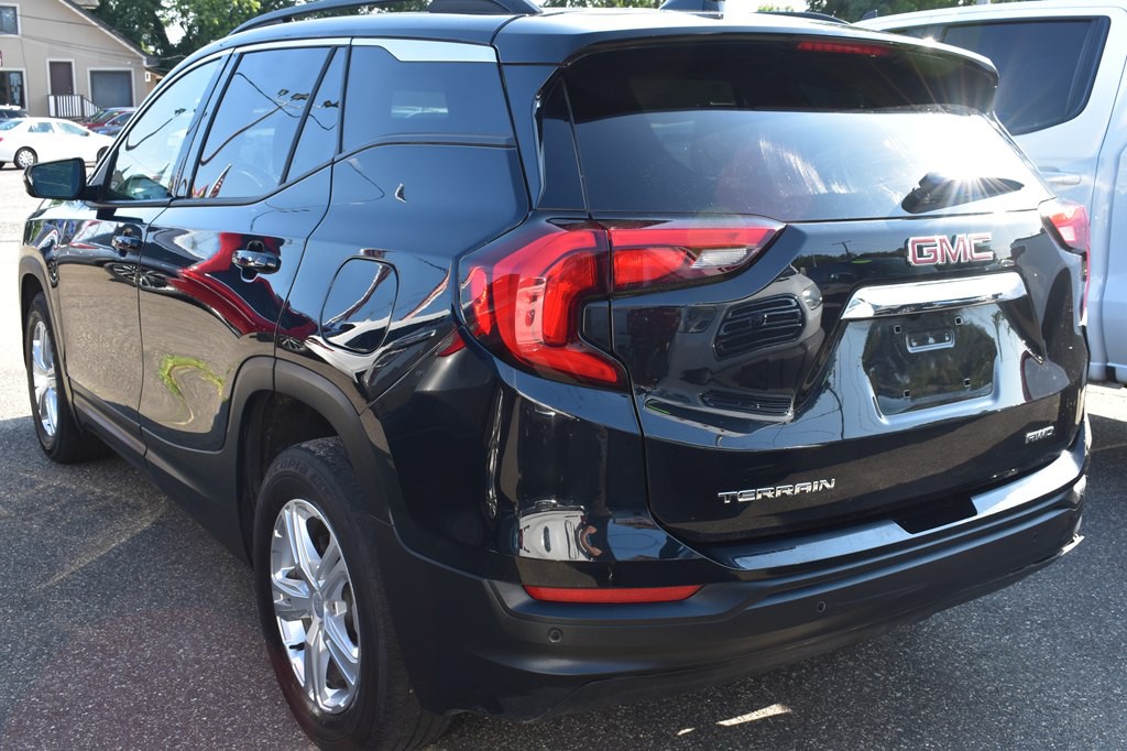 2019 GMC Terrain Image 2