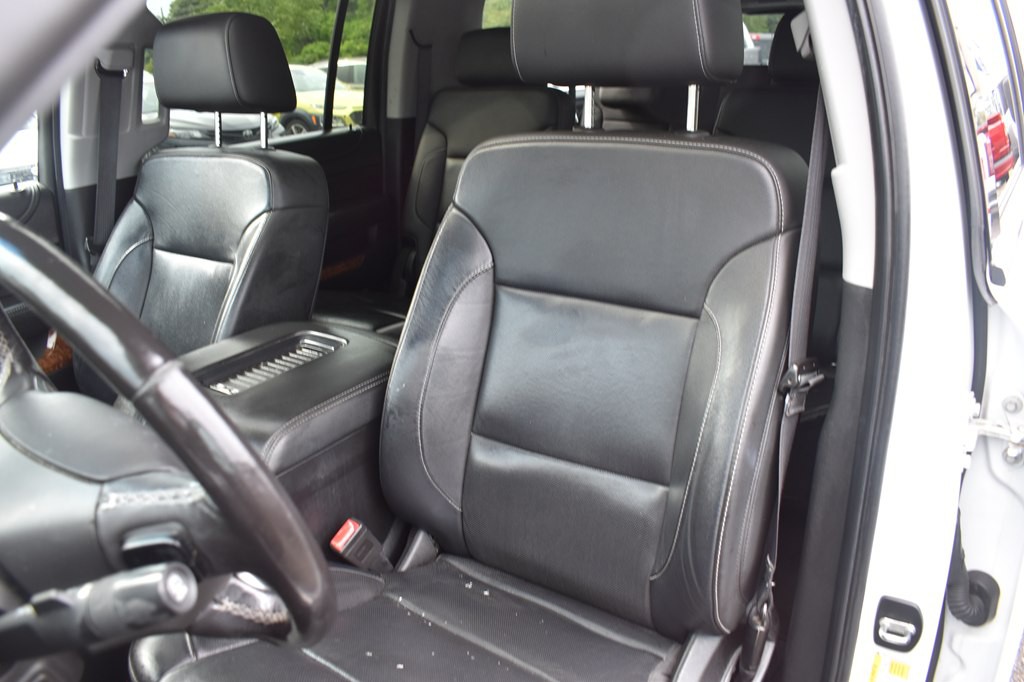 2018 Chevrolet Suburban Image 8