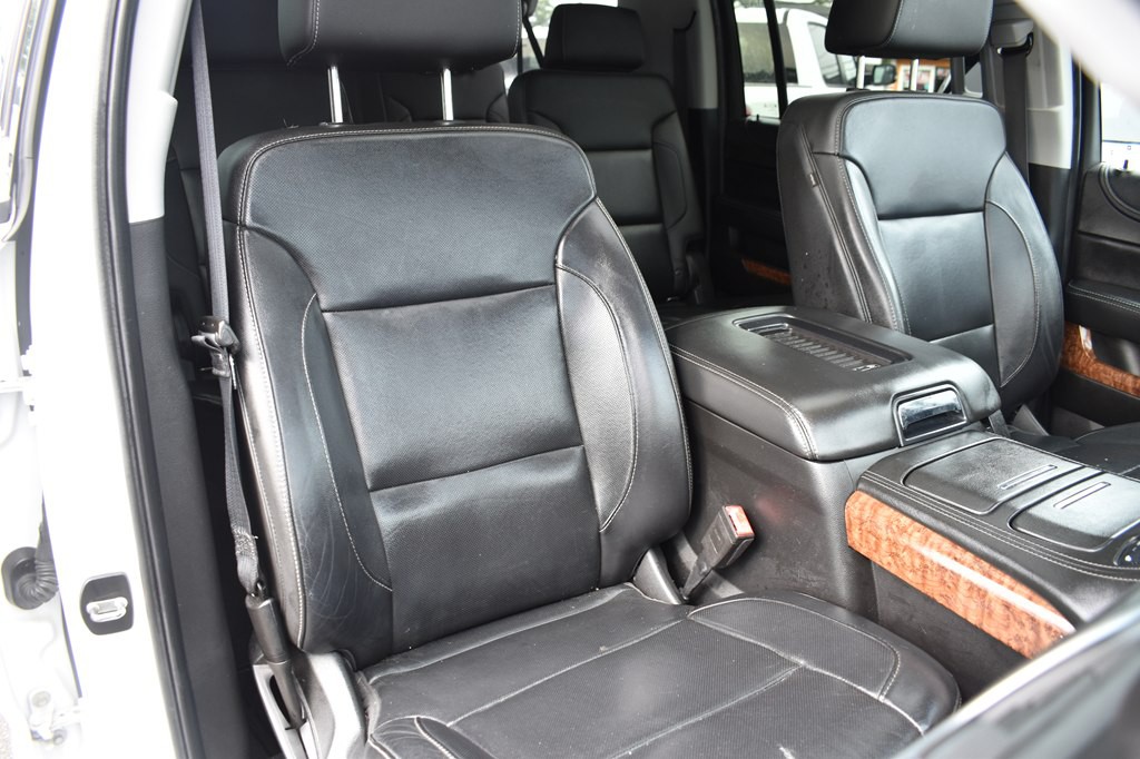 2018 Chevrolet Suburban Image 13