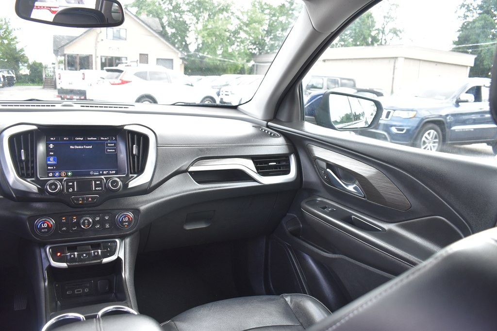 2023 GMC Terrain Image 21