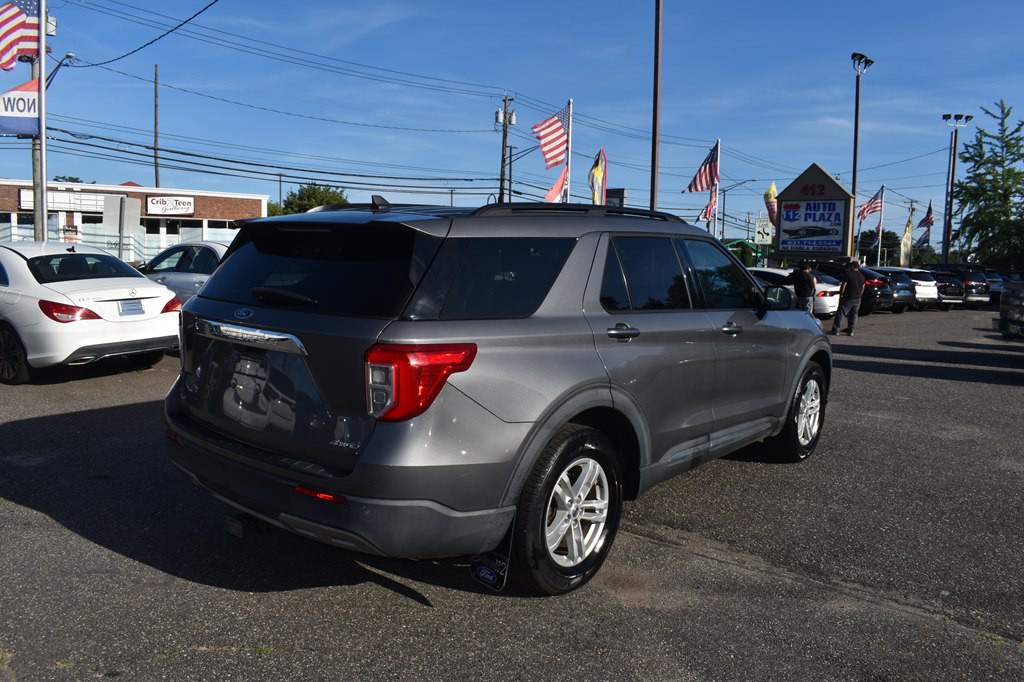 2021 Ford Explorer Image 5