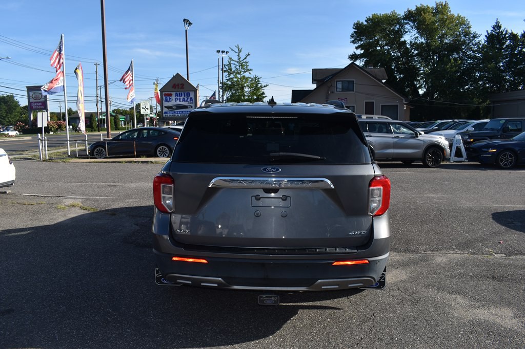 2021 Ford Explorer Image 6
