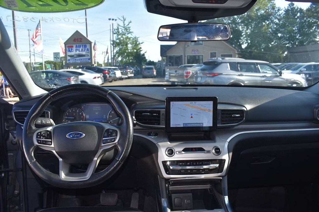 2021 Ford Explorer Image 13