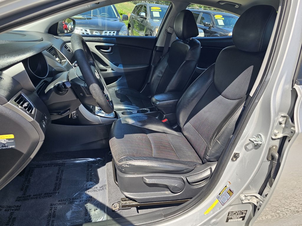 2012 Hyundai Elantra Image 11