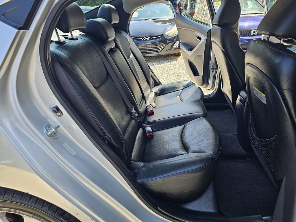 2012 Hyundai Elantra Image 15