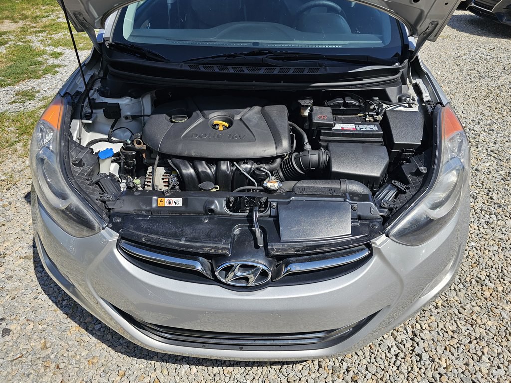 2012 Hyundai Elantra Image 27