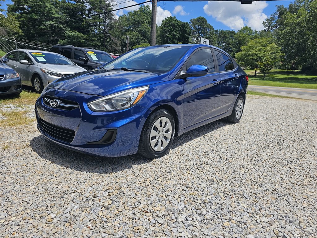 2017 Hyundai Accent Image 1