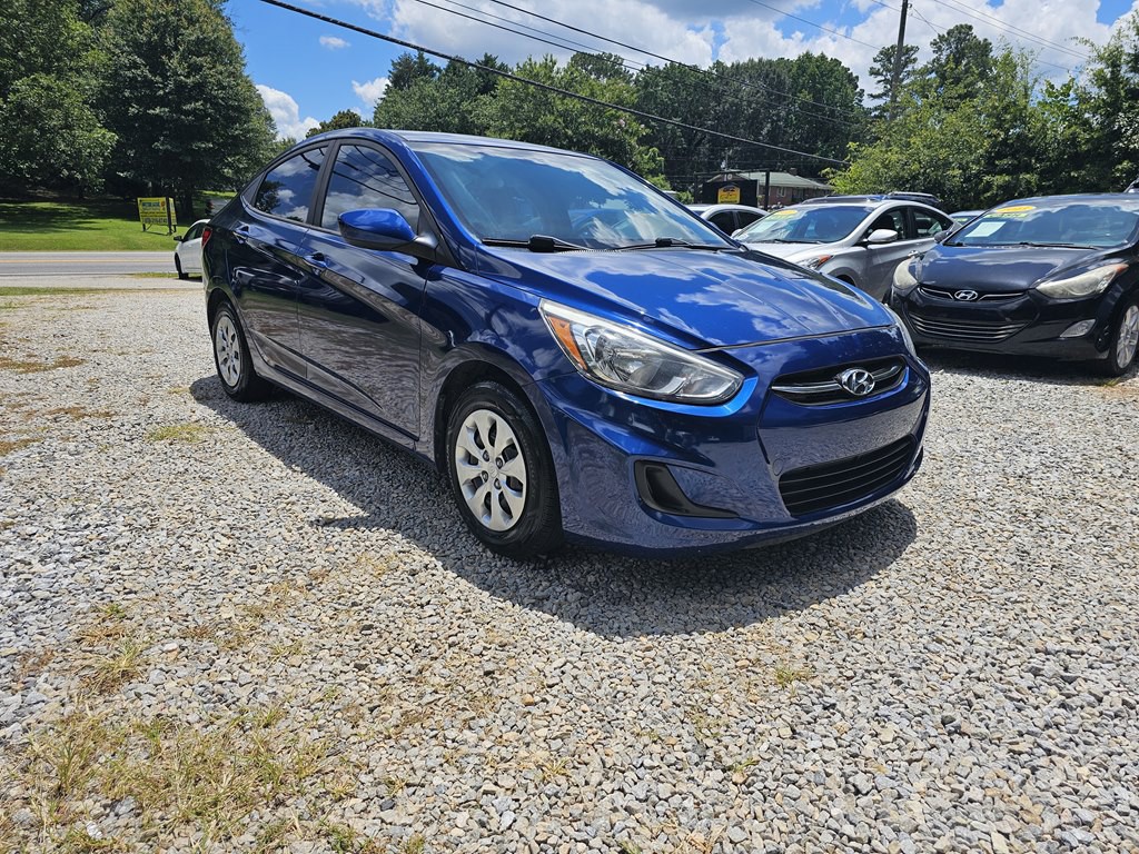 2017 Hyundai Accent Image 6