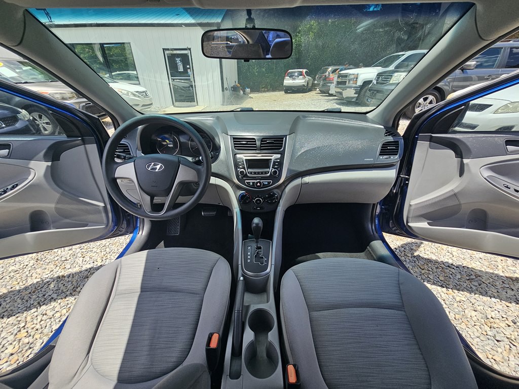 2017 Hyundai Accent Image 19