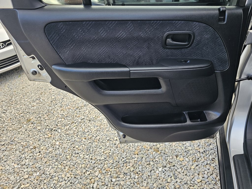 2005 Honda CR-V Image 14
