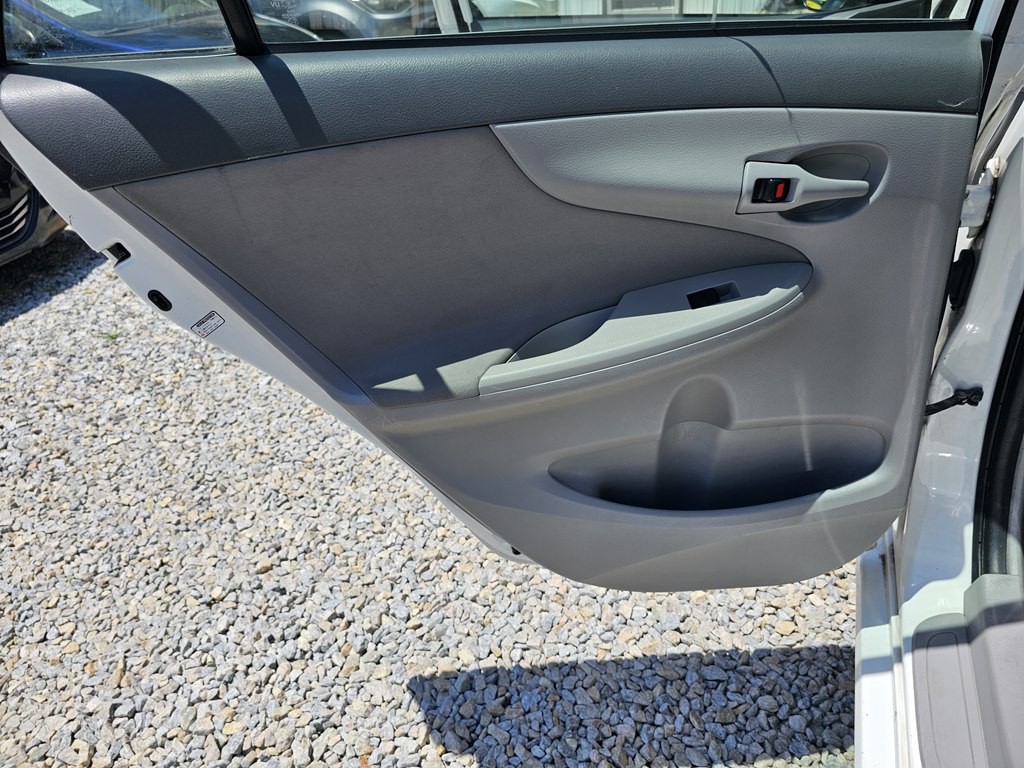 2009 Toyota Corolla Image 14