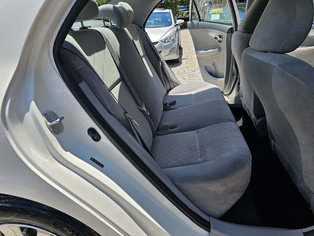 2009 Toyota Corolla Image 15