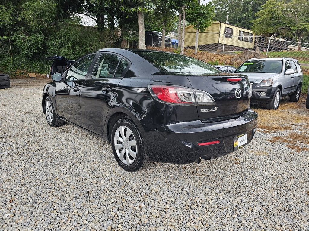 2013 Mazda Mazda3 Image 3