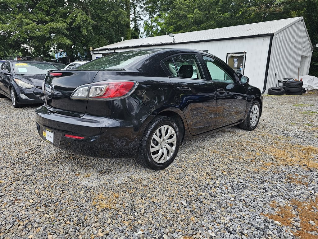 2013 Mazda Mazda3 Image 8