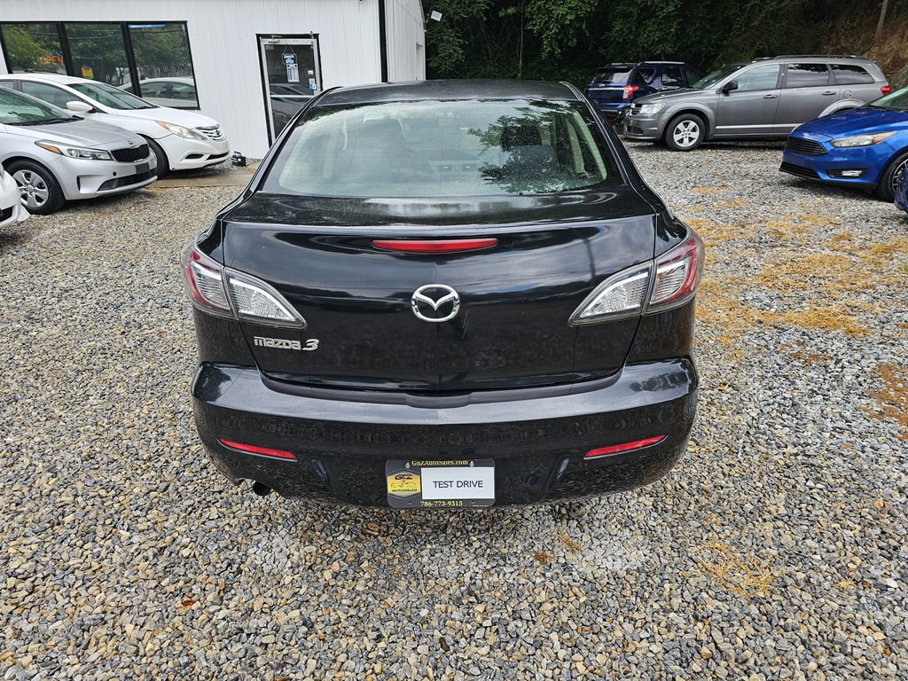 2013 Mazda Mazda3 Image 9