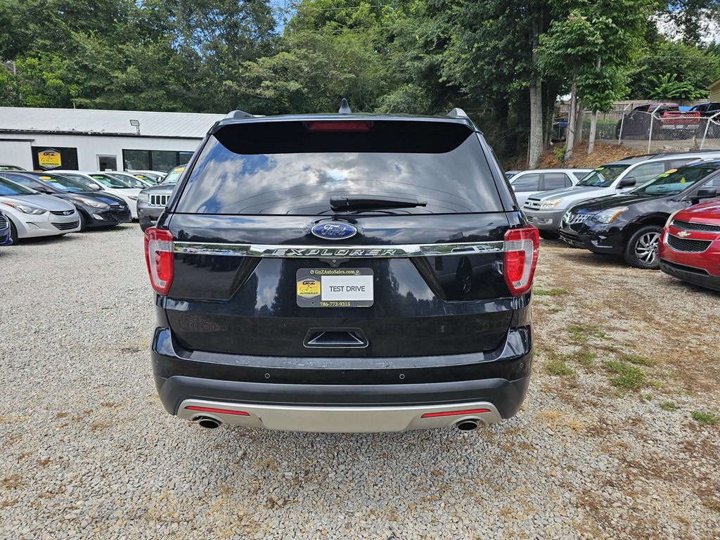 2016 Ford Explorer Image 9