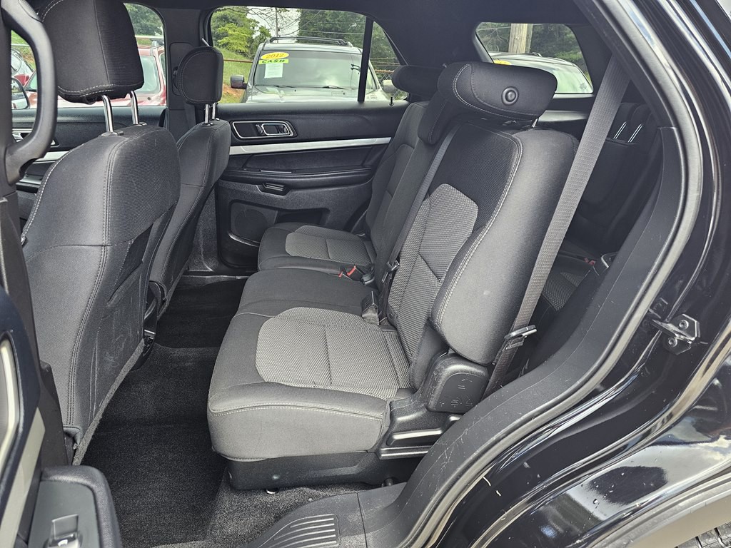 2016 Ford Explorer Image 13
