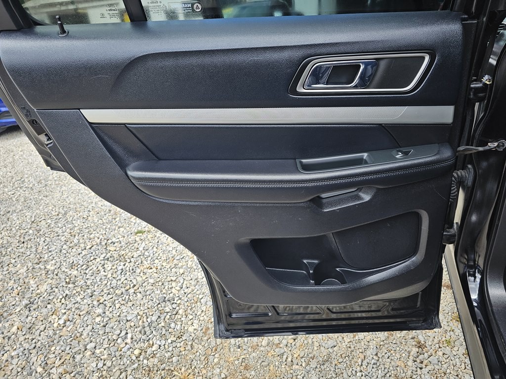 2016 Ford Explorer Image 14