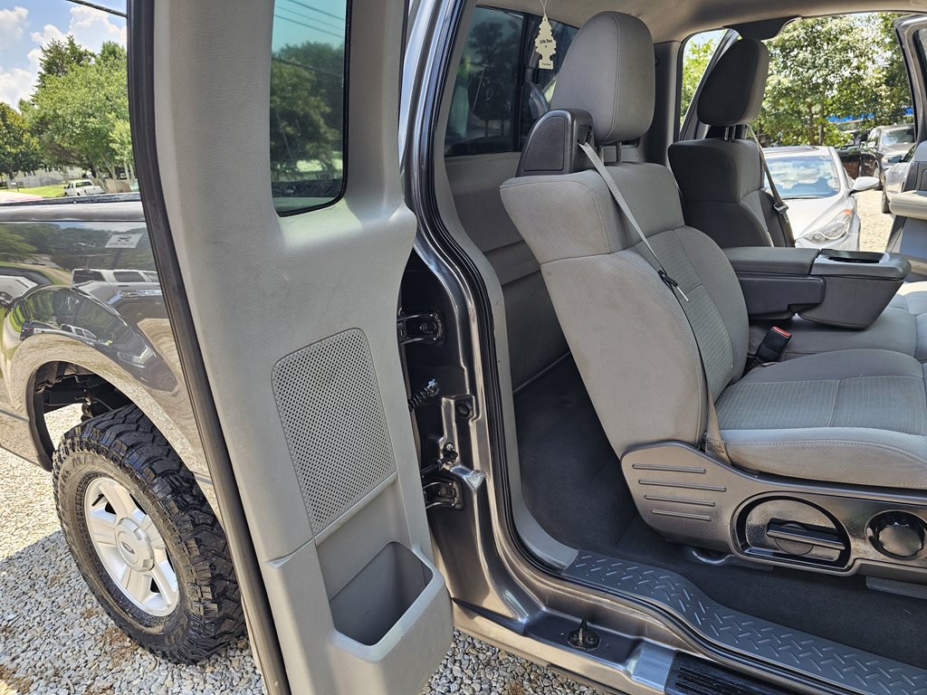 2004 Ford F-150 Image 17