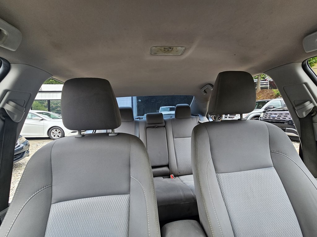 2016 Toyota Corolla Image 21
