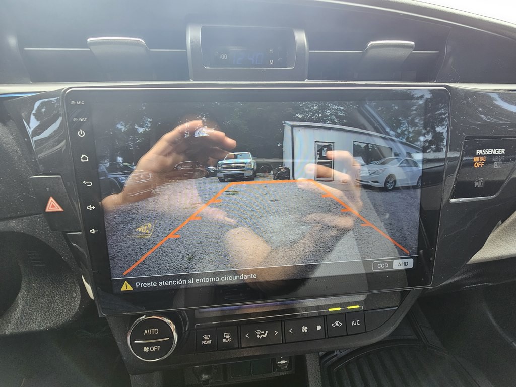 2016 Toyota Corolla Image 23