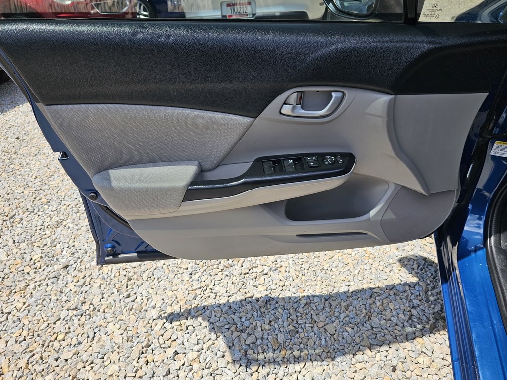 2013 Honda Civic Image 12