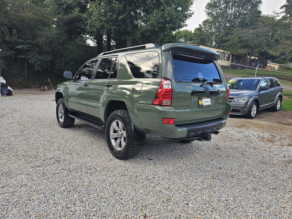 2005 Toyota 4Runner Image 3