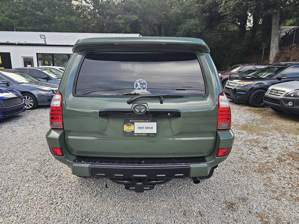 2005 Toyota 4Runner Image 9